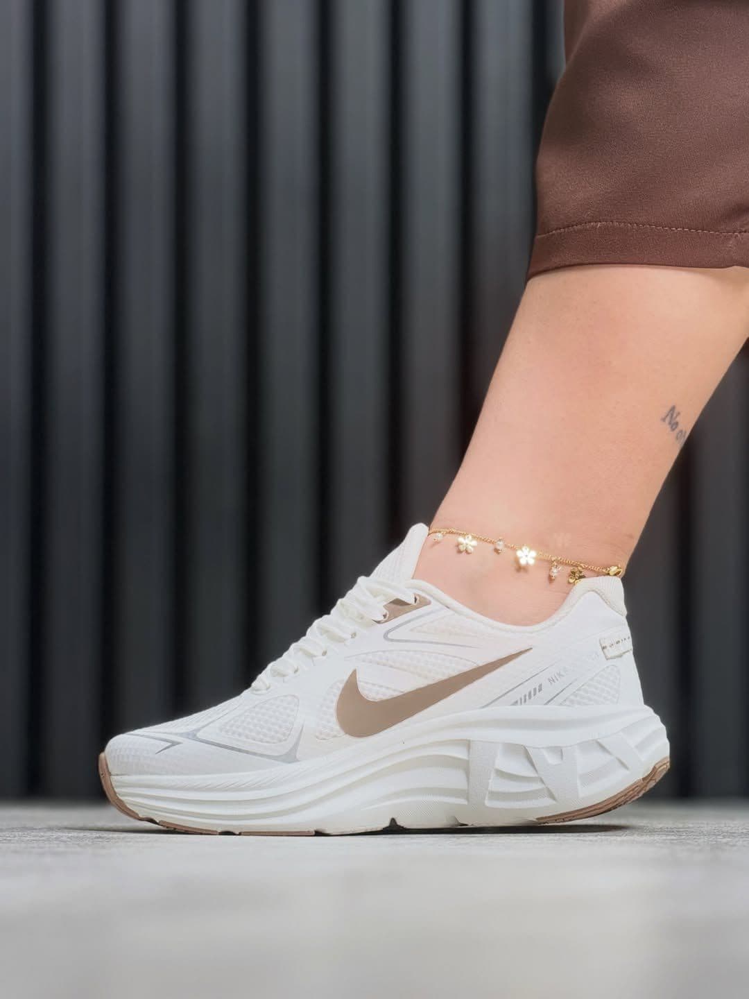خرید کتونی NIKE AIR ZOOM زنانه اصلکیفیت | قیمت مناسب و استایل خاص | آتناکالا