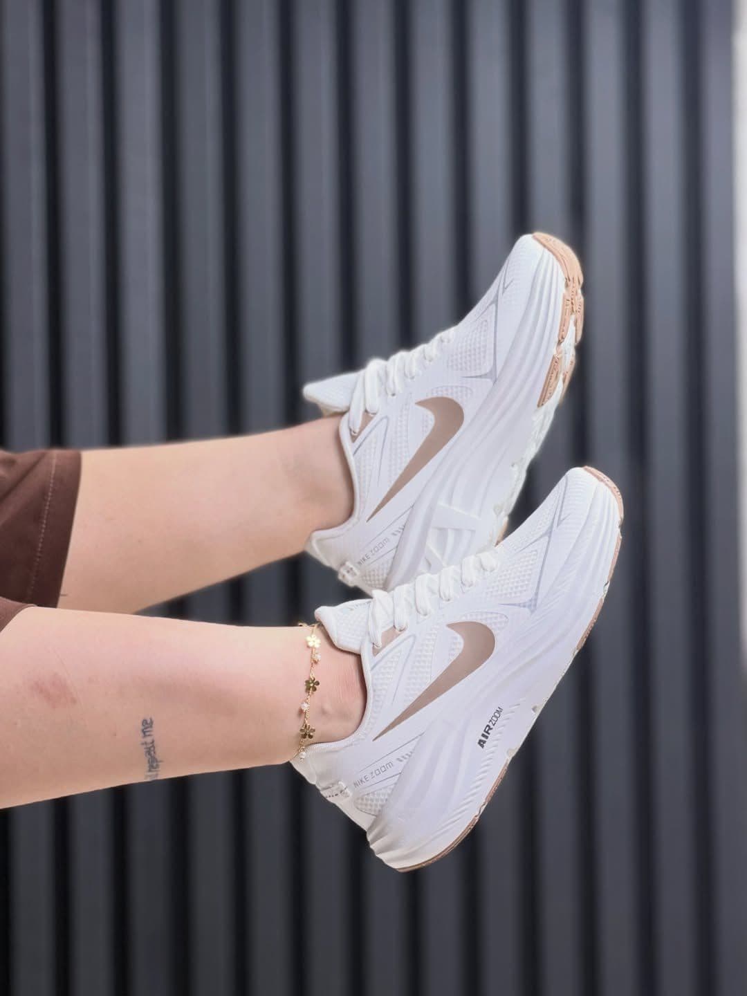 خرید کتونی NIKE AIR ZOOM زنانه اصلکیفیت | قیمت مناسب و استایل خاص | آتناکالا