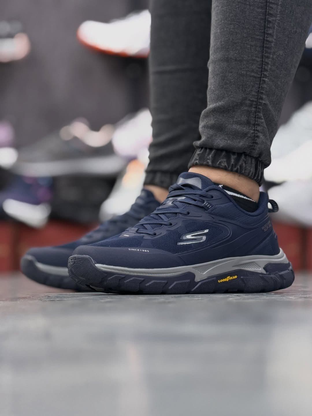خرید و قیمت کتانی اسکیچرز گودیر (Skechers Goodyear) | آتناکالا