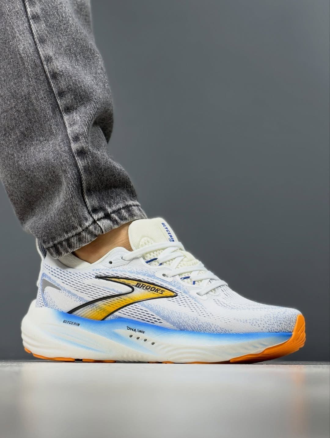 کفش بروکس رانینگ مردانه (Brooks Running) با زیره DNA LOFT | مدل پیادهروی و روزمره سایز 41 تا 45