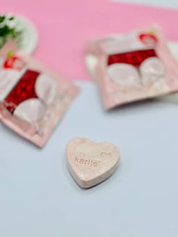 خرید صابون اسکراب کاریته | روشنکننده و لایهبردار نواحی حساس بدن با خاصیت ضدجوش و ضدقارچ