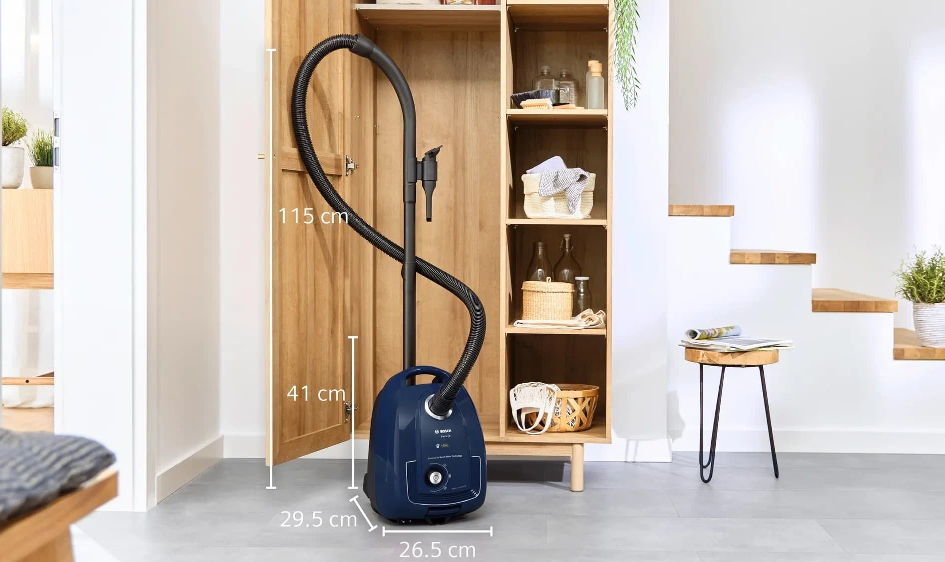 جاروبرقی بوش مدل BGL38WBU3H