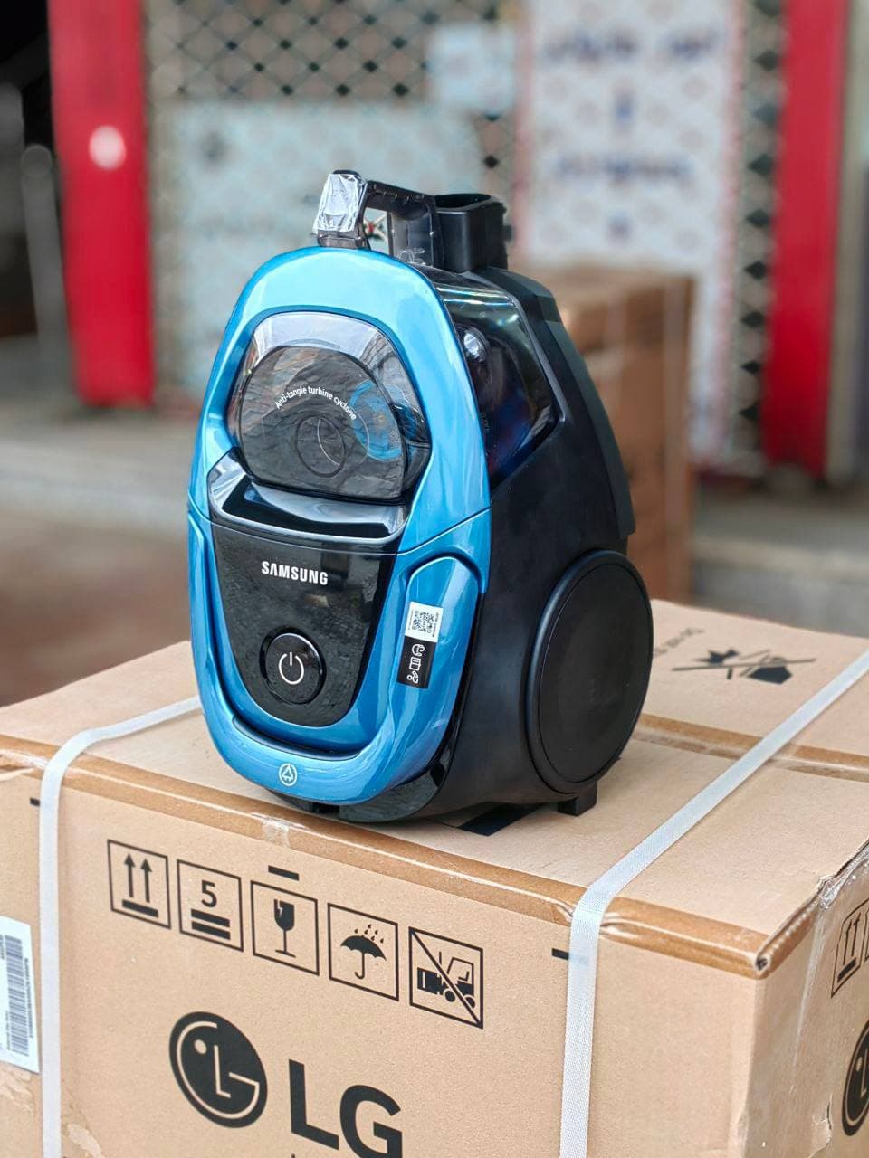 نقد و بررسی جامع جاروبرقی سامسونگ مدل SC18M31A0HU؛ قدرت واقعی در ابعاد جمعوجور