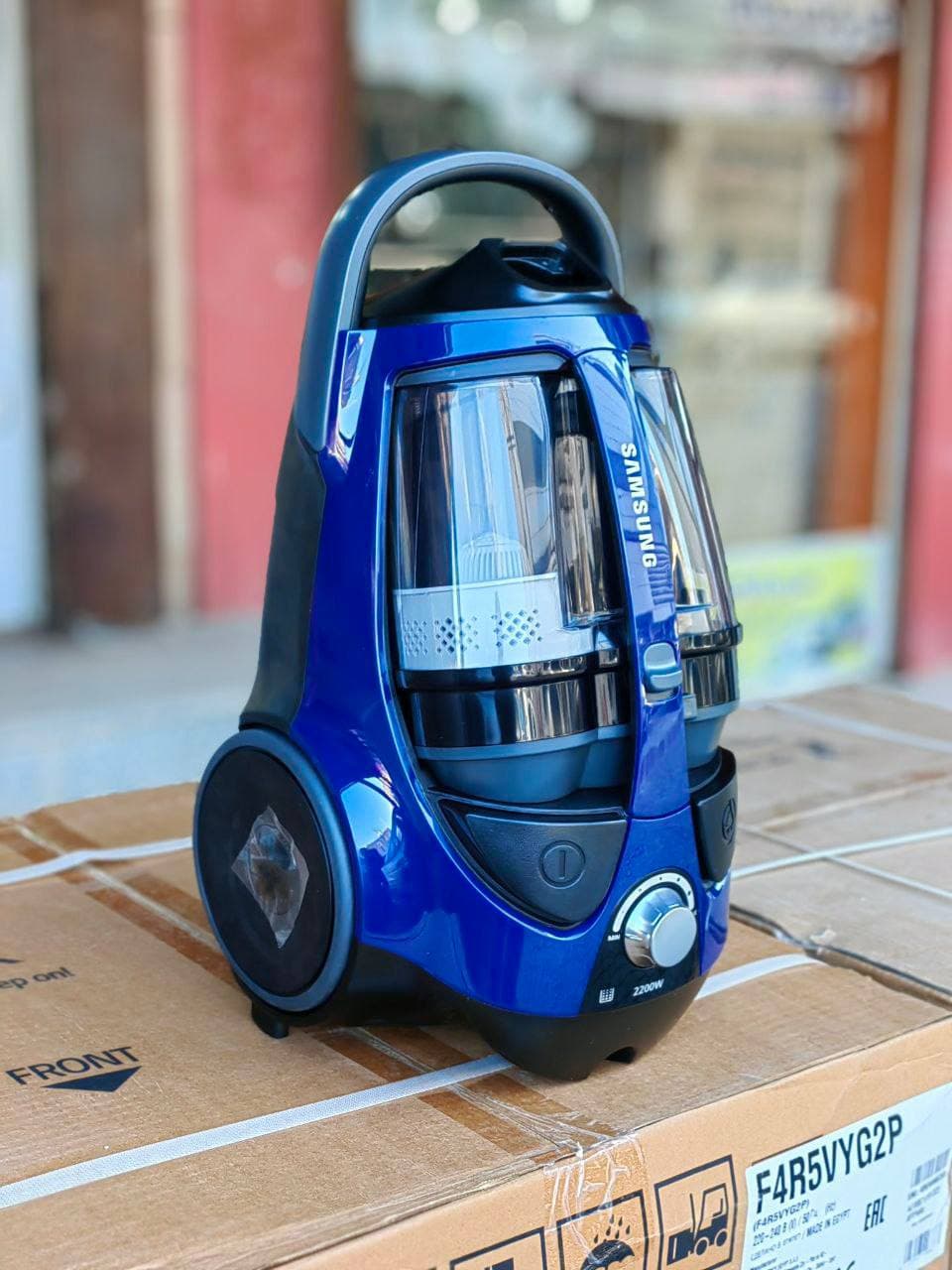 نقد و بررسی تخصصی جاروبرقی سامسونگ 2200 وات مدل VCC8836V36 – غول مکش آبی رنگ